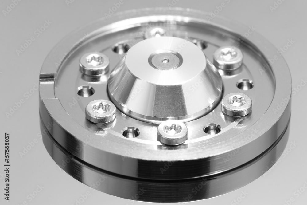 Spindle of the hard disk drive (HDD) Spindle of the hard disk drive (HDD)