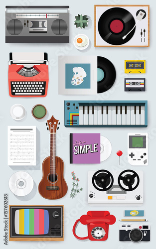 Retro Classic Entertainment Media Mixed Set Icon Illustration Vector