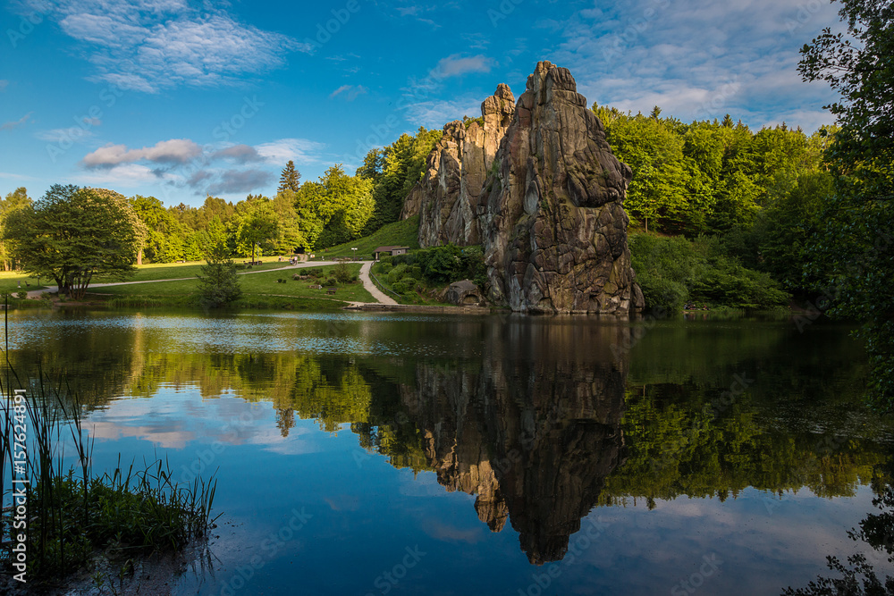 Spiegelung Externsteine