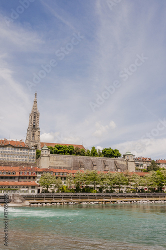 Bern, Stadt, Altstadt, Schwellenmätteli, Matte, Münster, Berner Münster, Kirche, Mattequartier, Altstadthäuser, Aare, Fluss, Uferweg, Frühling, Sommer, Schweiz