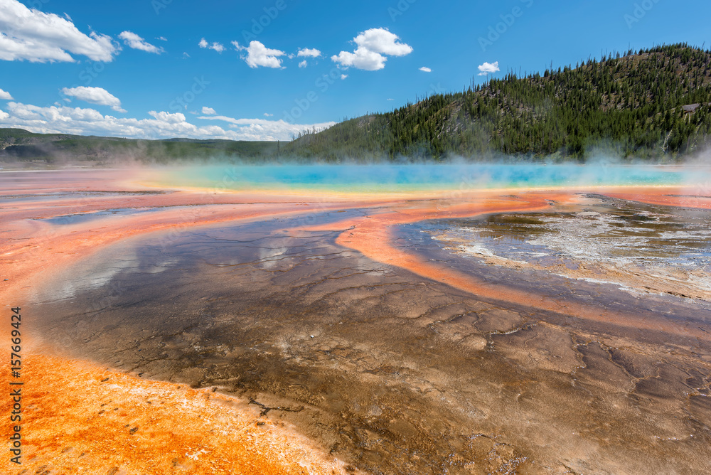 Geyser Grand Prismatic Spring in Yellowstone National Park, Wyoming, USA,