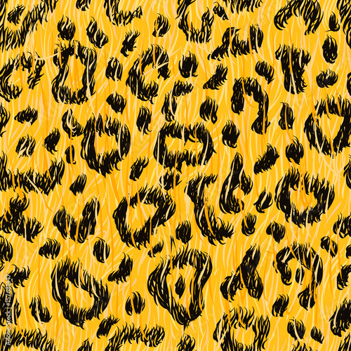 Realistic leopard skin seamless pattern