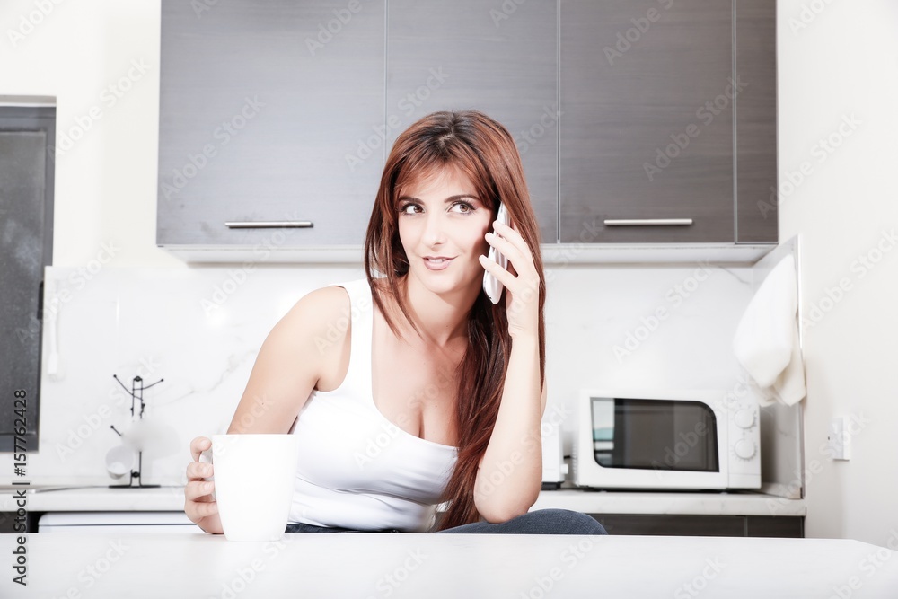 Chatty in the kitchen... Chatty in the kitchen...