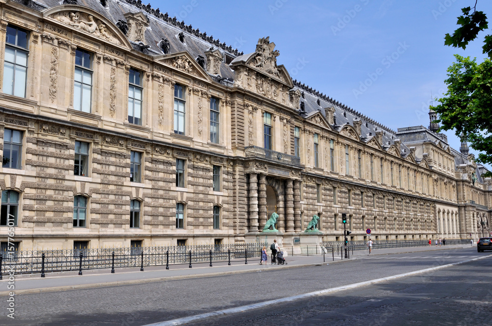 musée du Louvre à Paris 