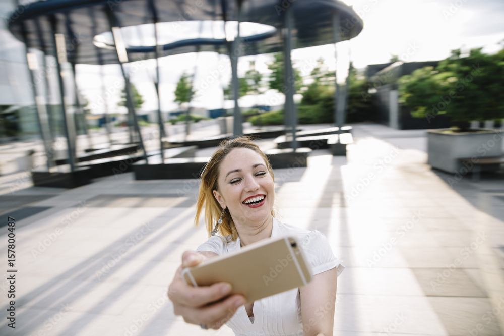 Fototapeta premium Happy girl selfie