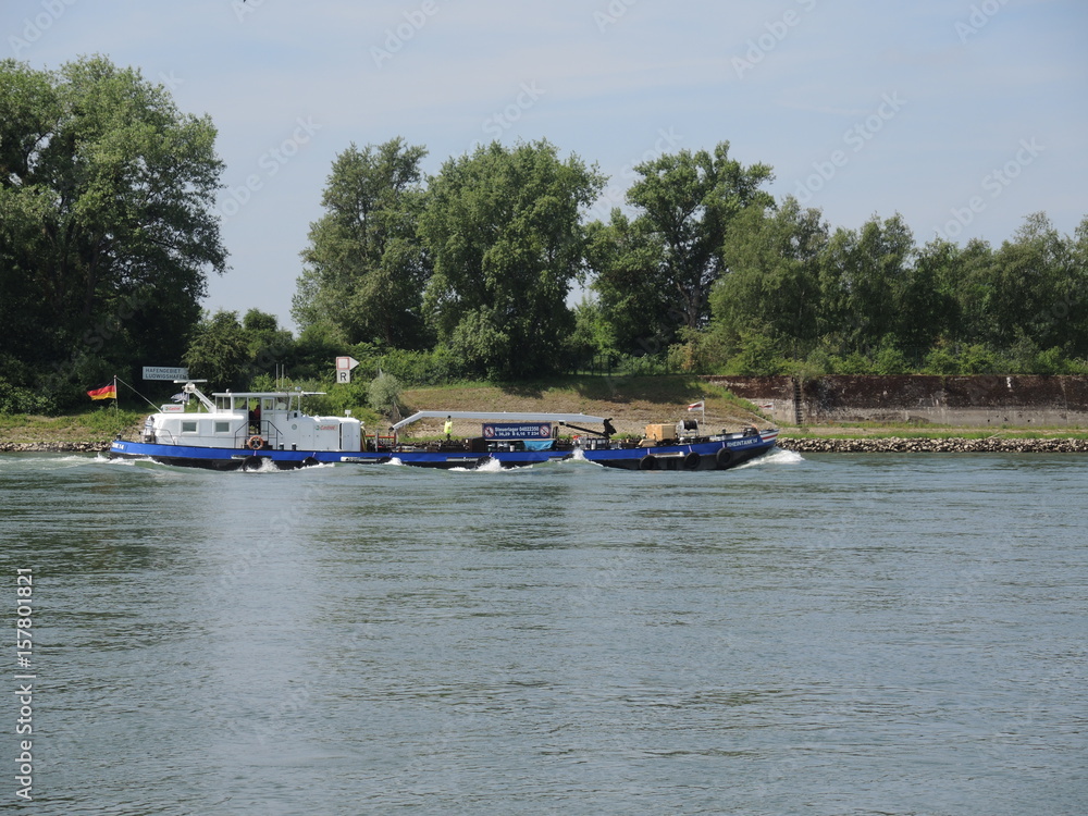 Obraz premium Rheinschifffahrt