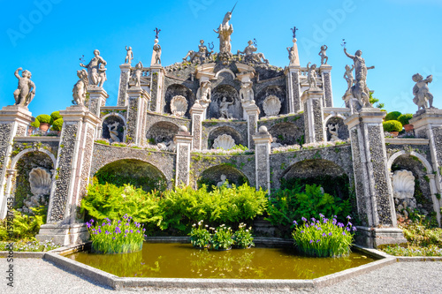 Fotografie Palazzo Borromeo gardens - Isola Bella -  Lake Maggiore, Stresa - Italy