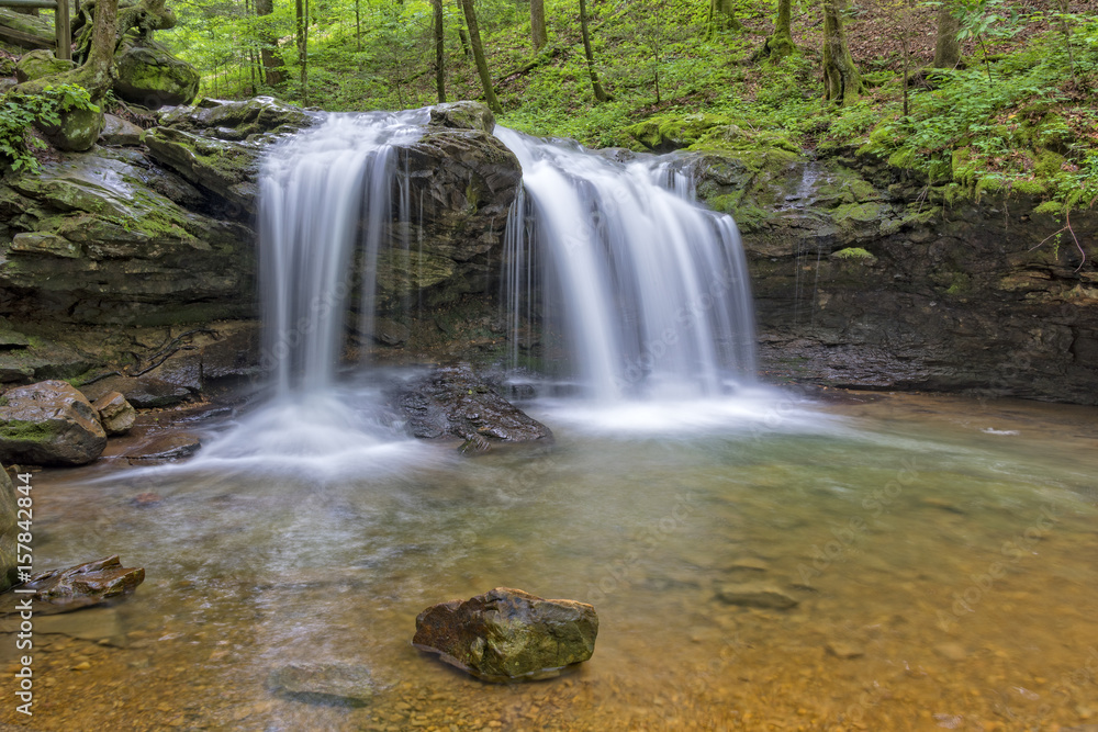 Obraz premium Debord Falls At Frozen Head State Park