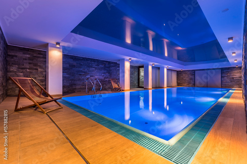 Luxurious indoor swimming pool © Dariusz Jarzabek