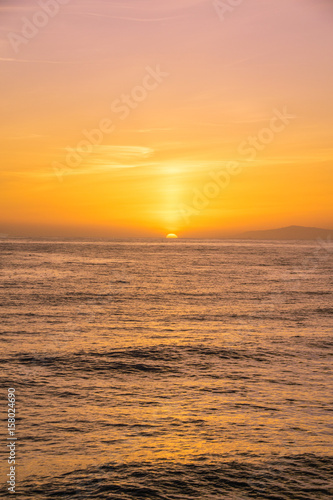 Fototapeta Naklejka Na Ścianę i Meble -  Sunset in Newport Beach, California 