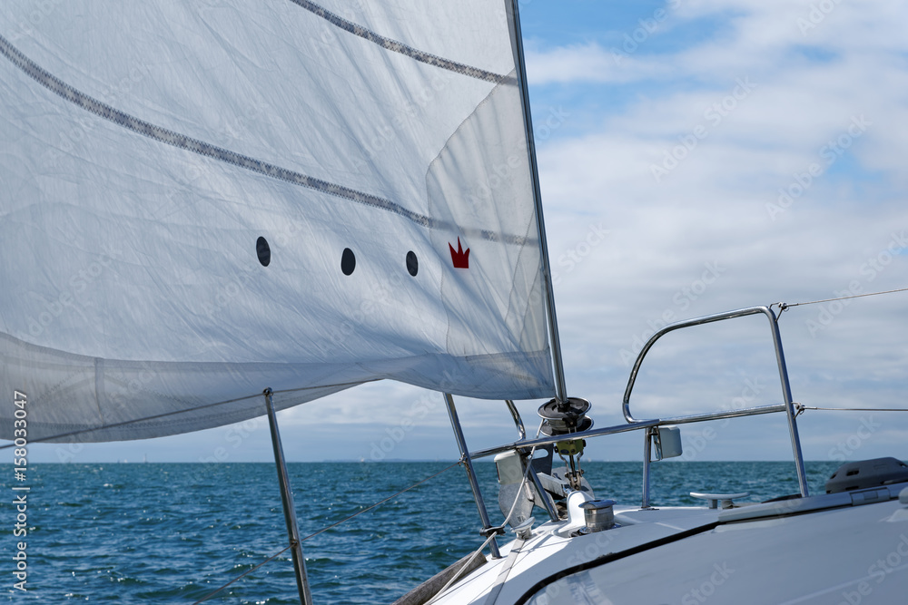 Fototapeta premium Voilier dans le golfe du Morbihan