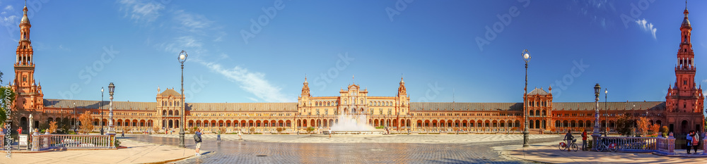 Fototapeta premium SEVILLA, SPAIN - OCTOBER 16,2012 : Panorama view of Plaza Espana in Sevilla, Spain
