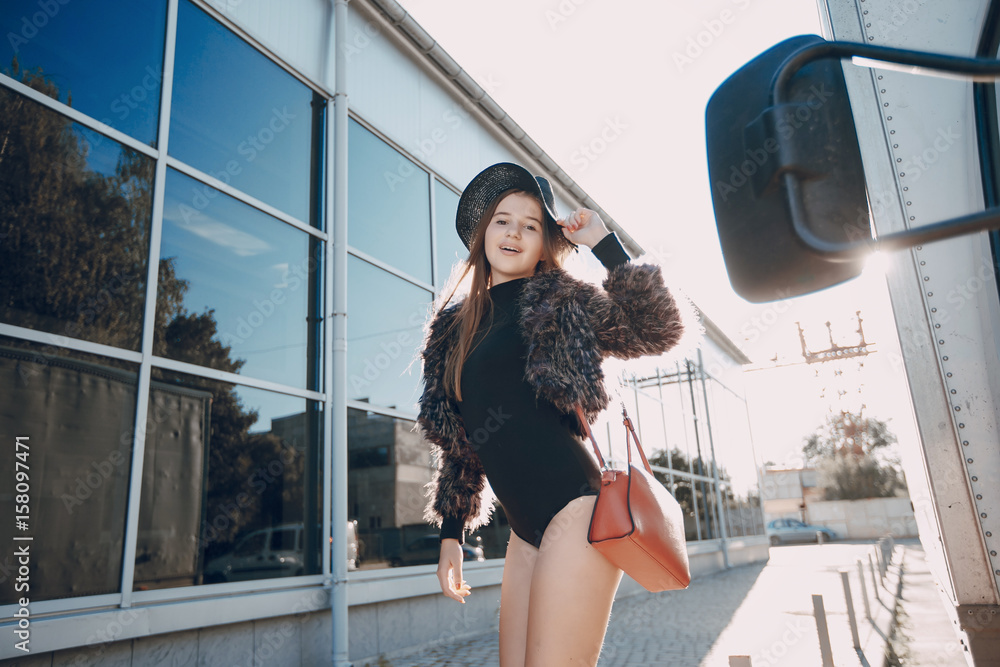 Obraz premium Beautiful stylish girl