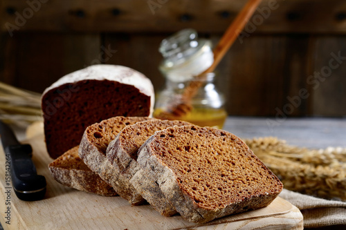 Fresh chopped Rye Bread on a cutting board