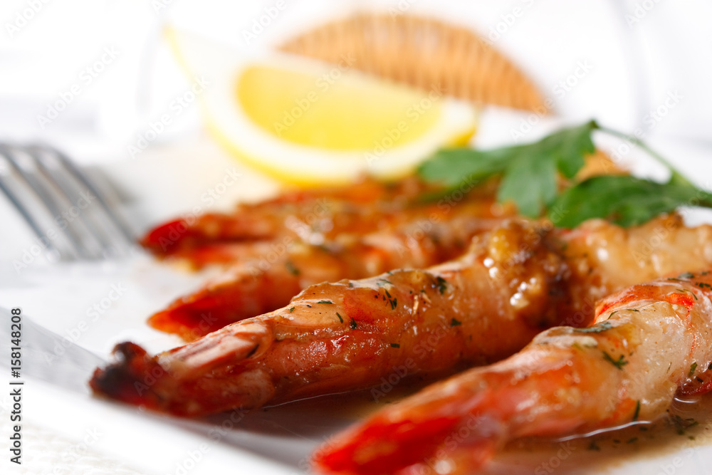 Baked Tiger Shrimps with Greens and Lemon