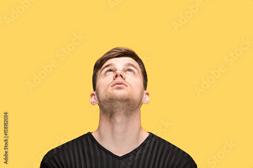 Fotografija The young man looking up