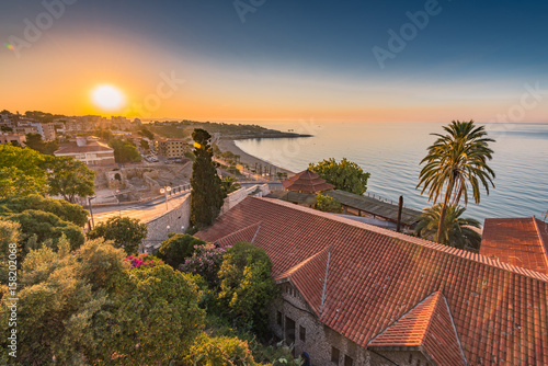 Bild auf Leinwand Tarragona townscape at sunrise,Spain