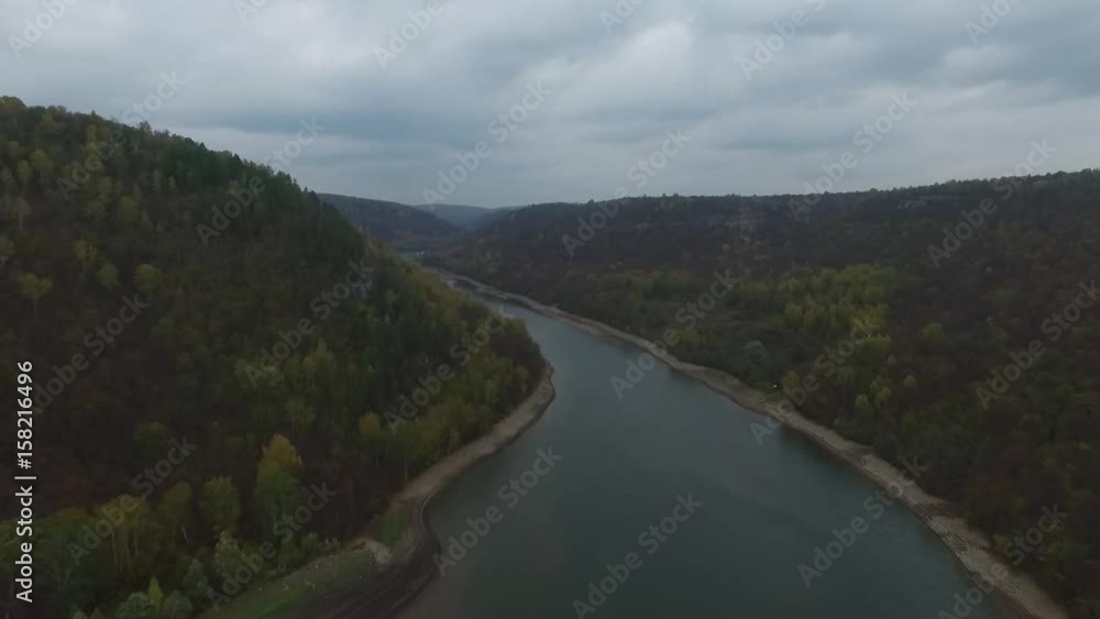 Flying over the River in the Gorge Flying over the River in the Gorge