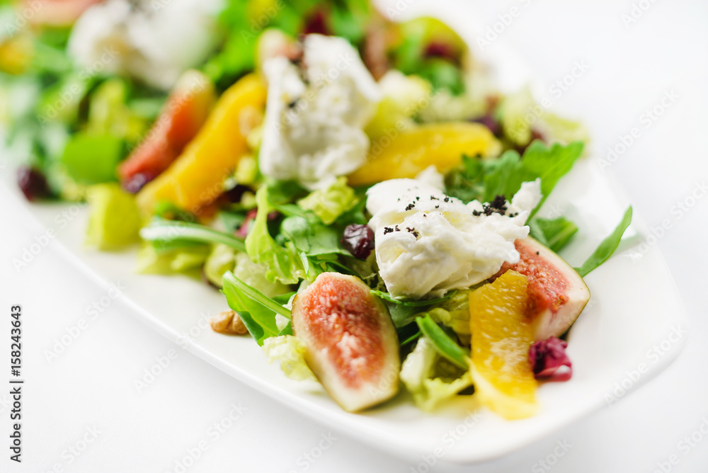 salad with figs