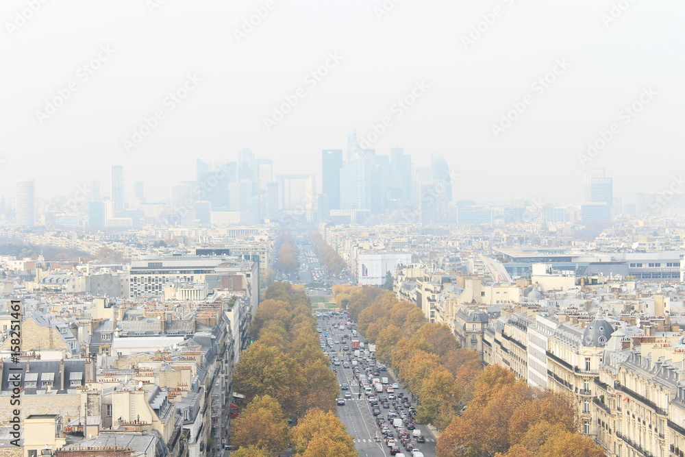 Fototapeta premium Beautiful autumn in Paris, France
