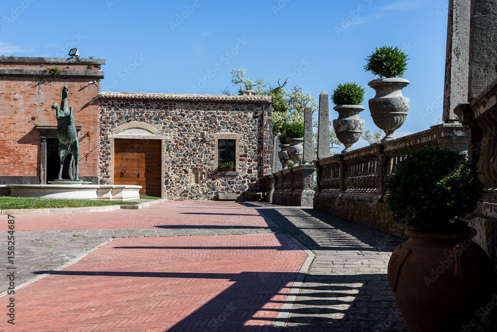 Torre Alfina' castle: glimpse of the terrace 