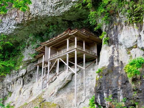 三徳山三佛寺 投入堂 photo