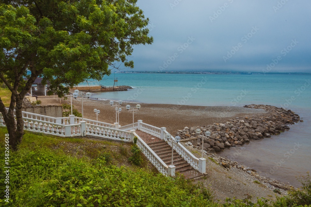 Obraz premium Набережная с красивой лестницей