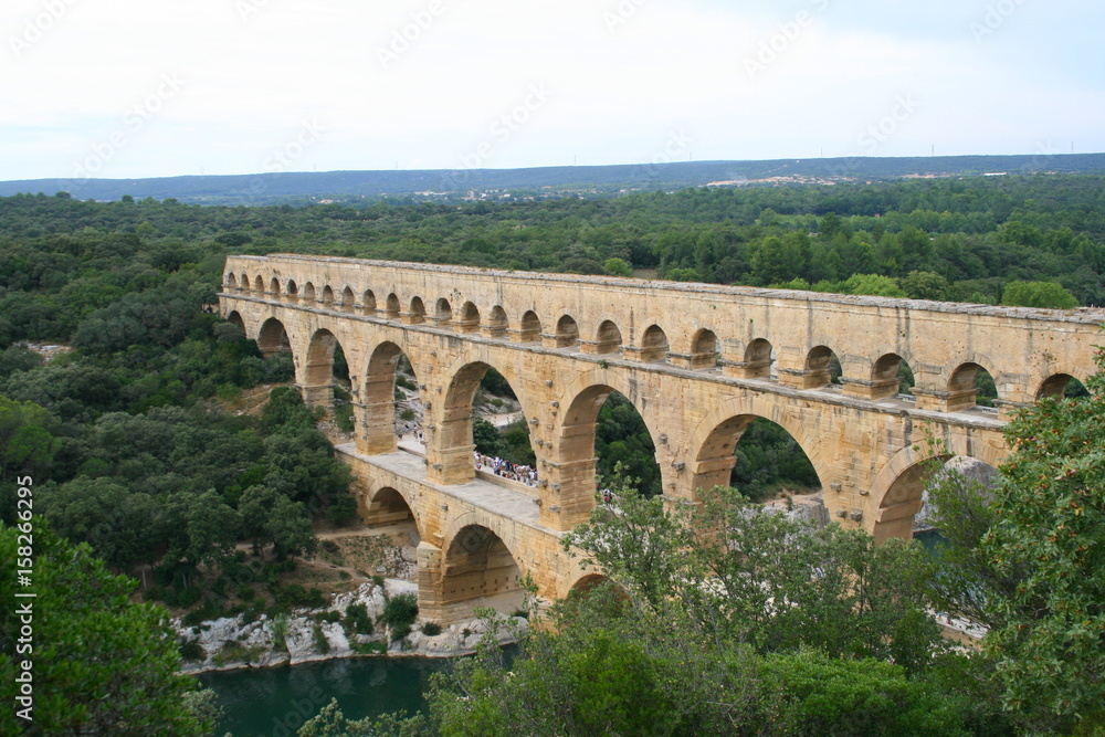 Pont du Gard de coté- France