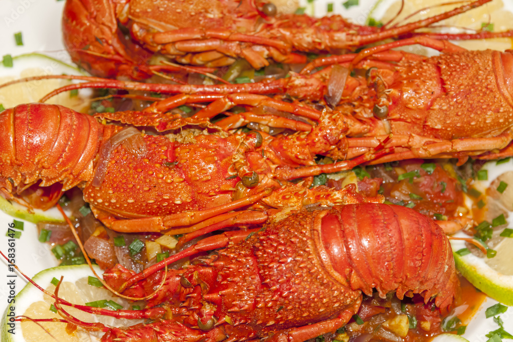 langoustes rouges cuisinées à la créole langoustes rouges cuisinées à la créole