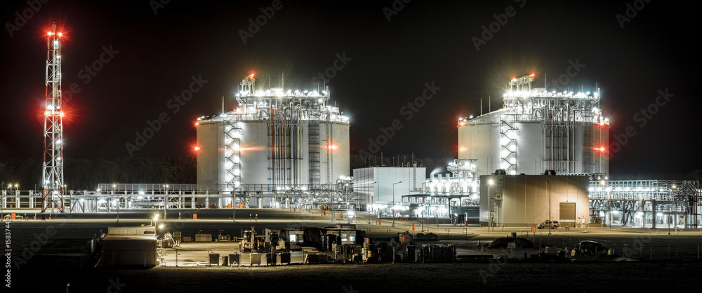 Fototapeta premium LNG Terminal