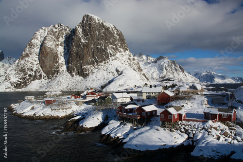 Reine, Lofoten, Norwegen photo