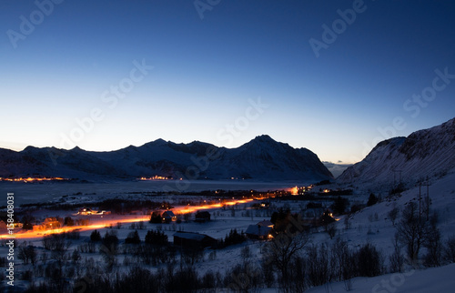 Blaue Stunde in Borg, Lofoten, Norwegen