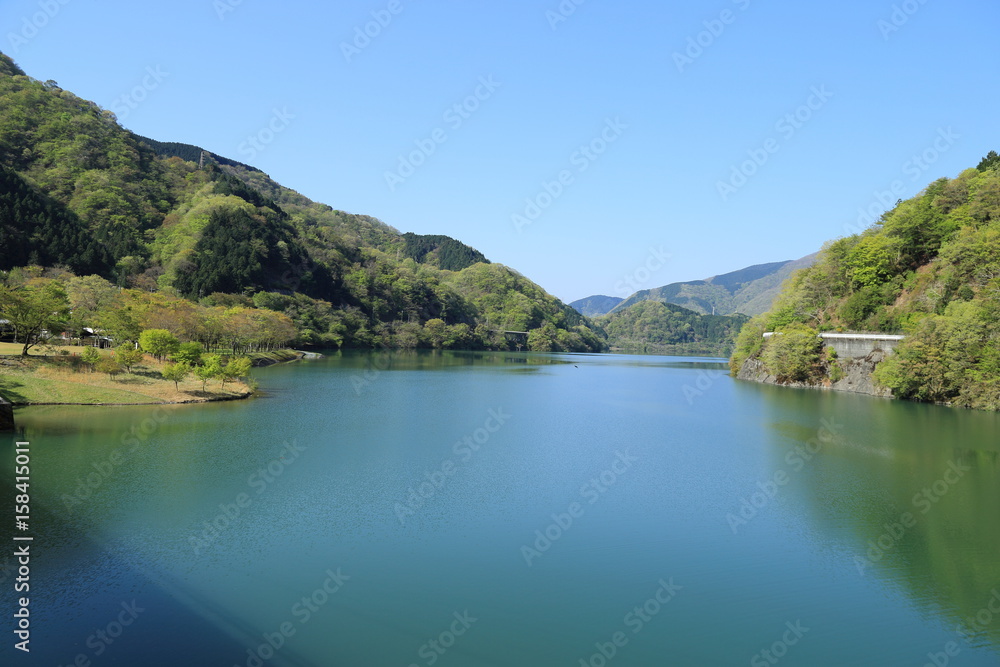 丹沢湖 丹沢湖