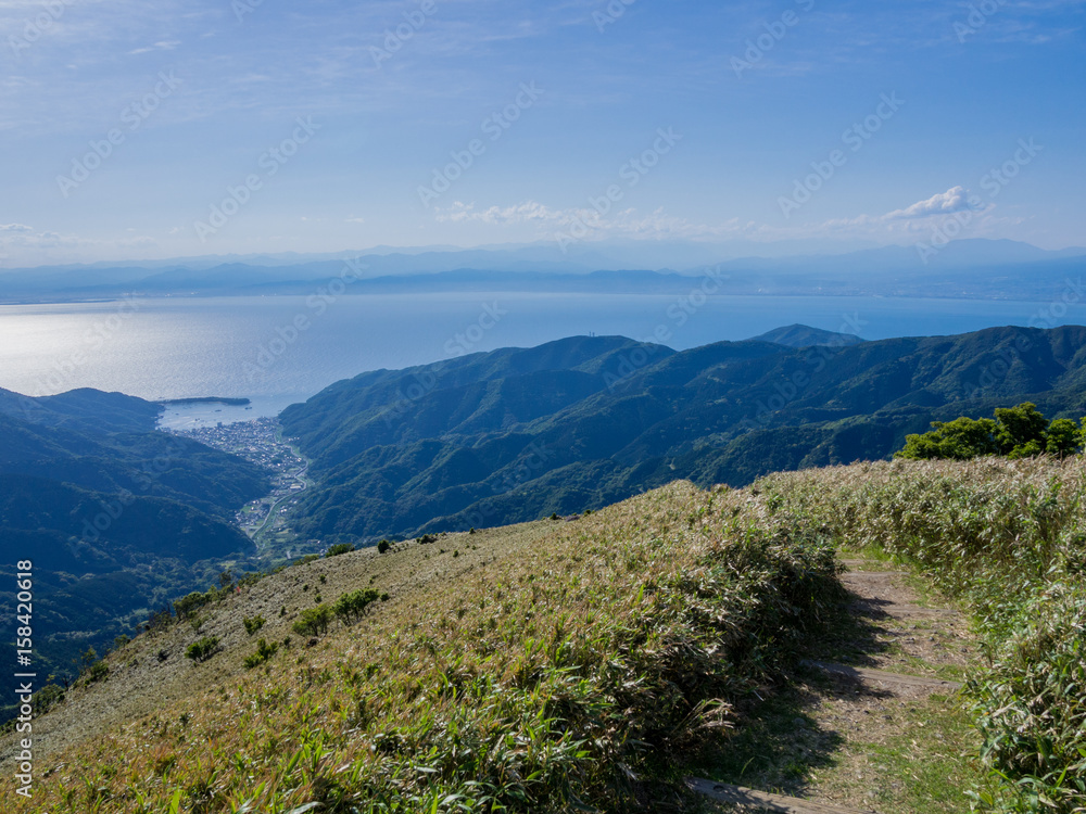 Naklejka premium 伊豆山稜線歩道からの風景