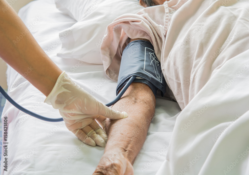 Fototapeta premium Patient pressure measurement