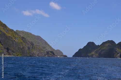 Ocean view with big rocks