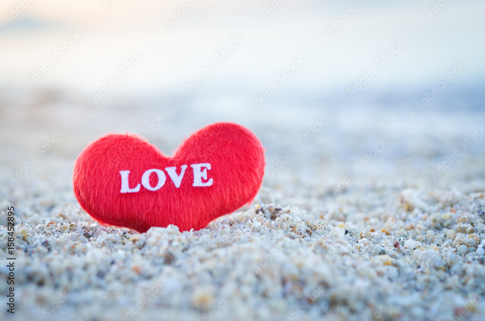 Fototapeta premium Close up of heart on the beach in beautiful