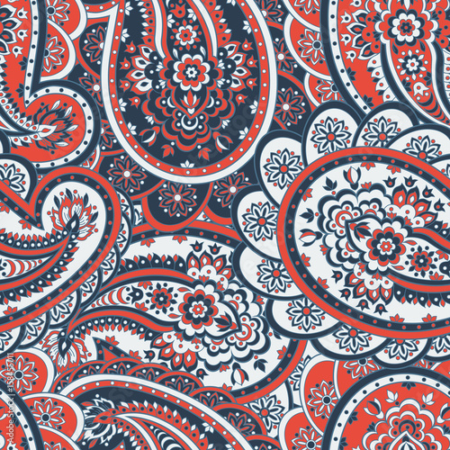 Seamless pattern with paisley ornament. 