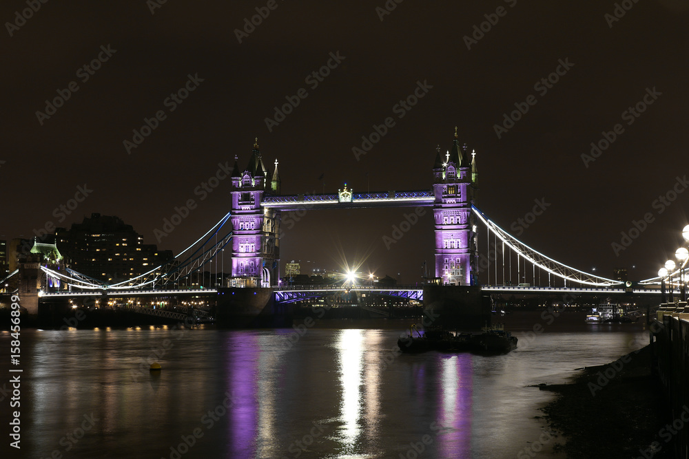 Obraz premium Tower Bridge londres