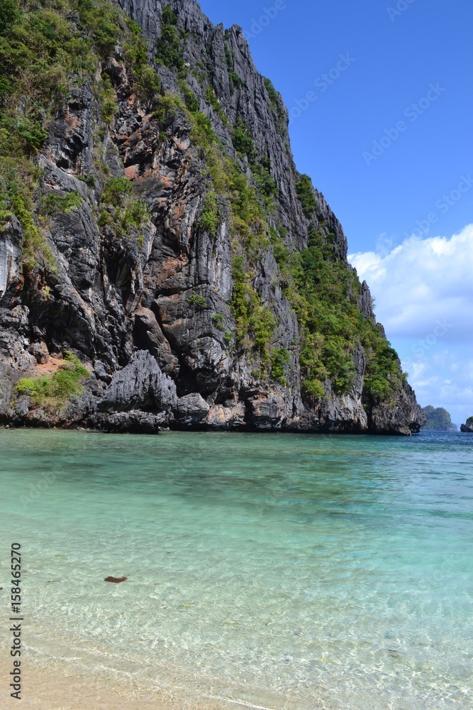 Lagoon in el Nido with ocean view Lagoon in el Nido with ocean view