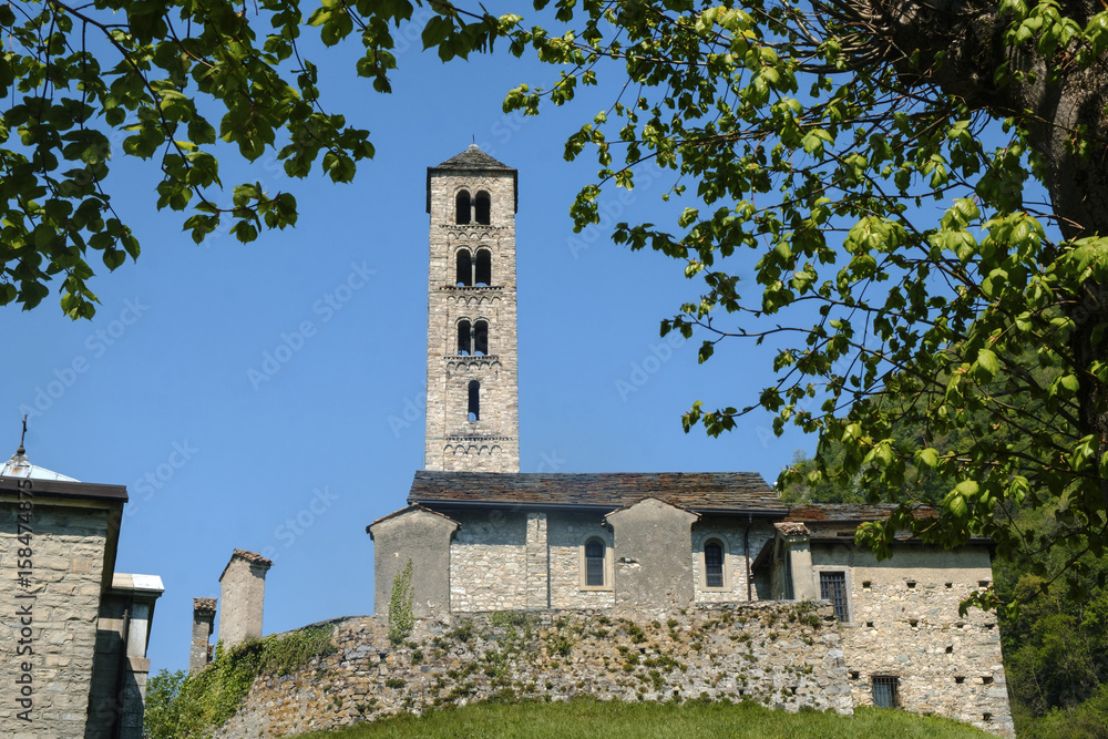 Obraz premium Lasnigo (Lombardy, Italy): Sant'Alessandro church