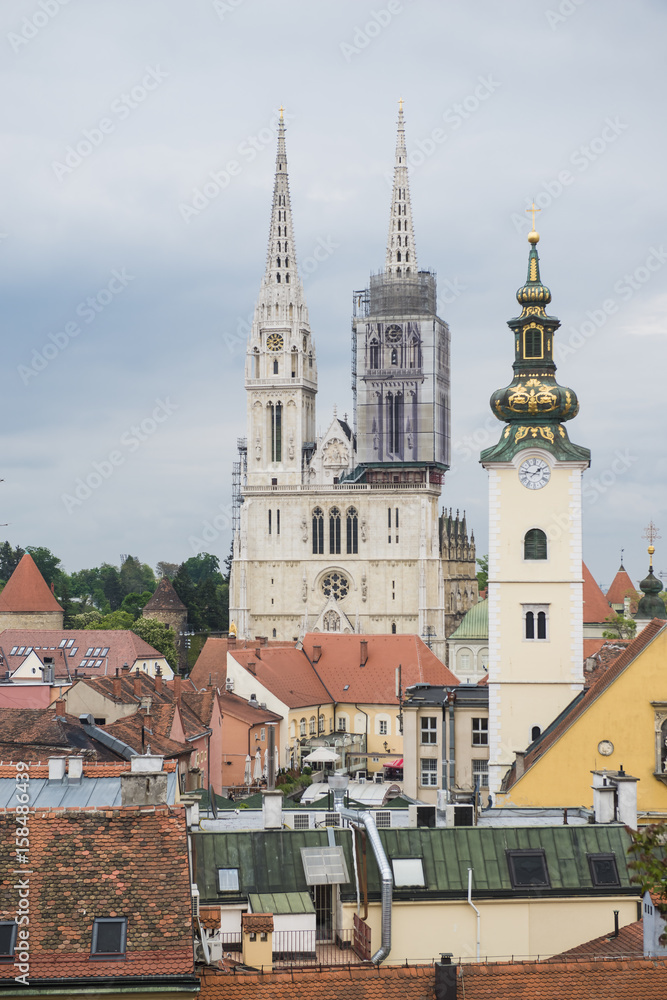 Obraz premium City view of Zagreb and the Cathedral on Kaptol. Roman Catholic monumental sacral building in Gothic style southeast of the Alps.