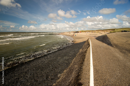 spiaggia mare del nord paesi bassi photo