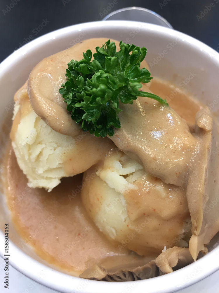 mashed potato with mushroom sauce mashed potato with mushroom sauce