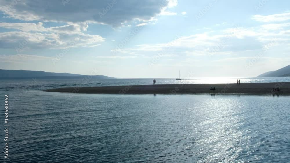 Croatia golden horn backlight