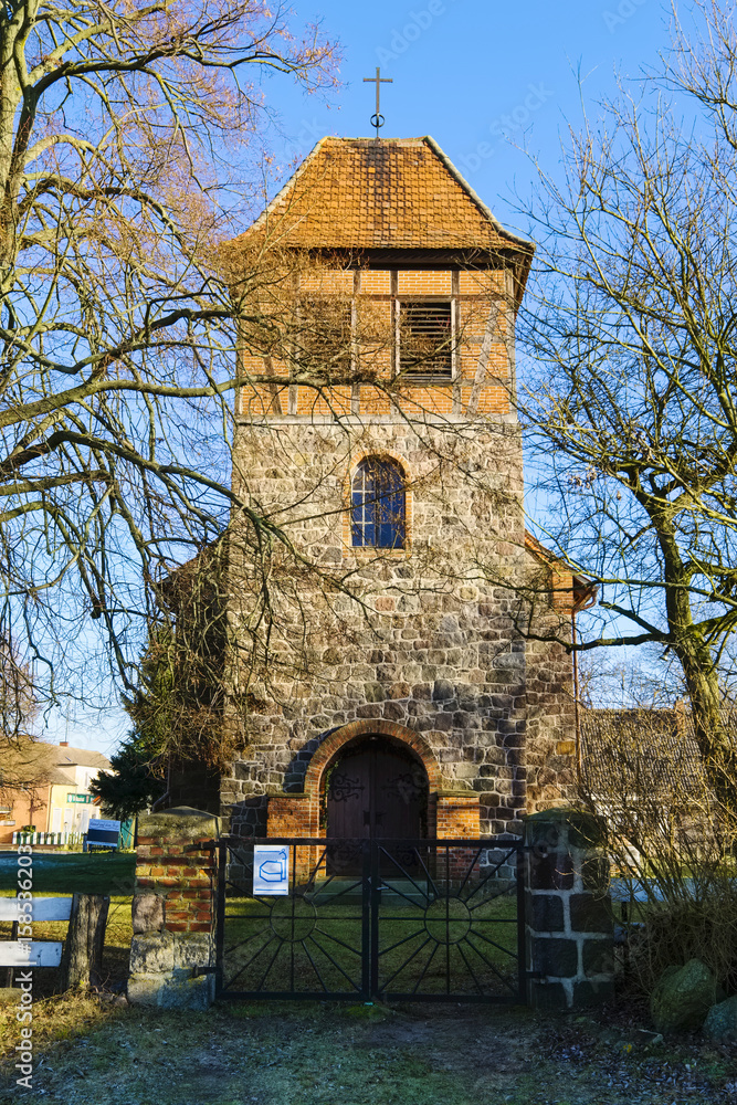 Naklejka premium Dorfkirche Steinbeck, Gemeinde Höhenland, Brandenburg, Deutschland