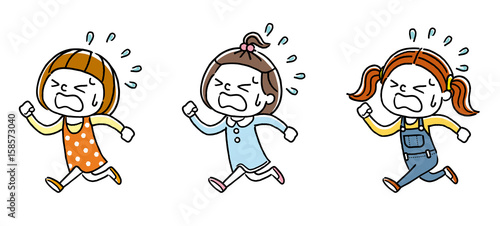 走って通学する女の子たち：セット