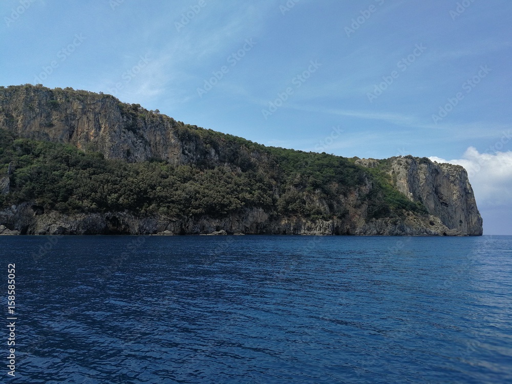 Praia a Mare - Scorcio della costa settentrionale dell'Isola di Dino