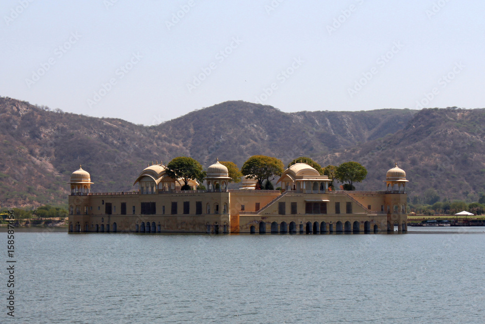 orientalisches Wasserschloss Jal Mahal in Rajasthan, Indien orientalisches Wasserschloss Jal Mahal in Rajasthan, Indien