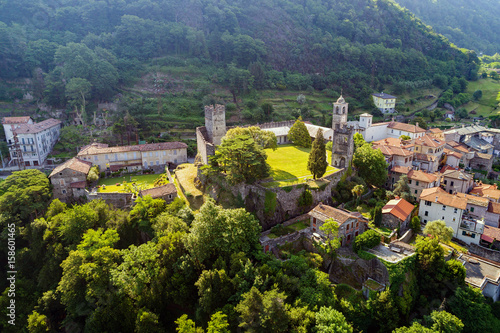 Corenno Plinio - Lago di Como (IT) - Vista Aerea del castello photo